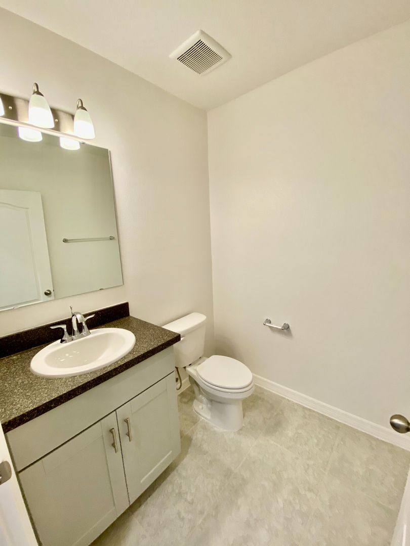 House for rent at 999 Cumberland Dr, Kissimmee, FL 34759