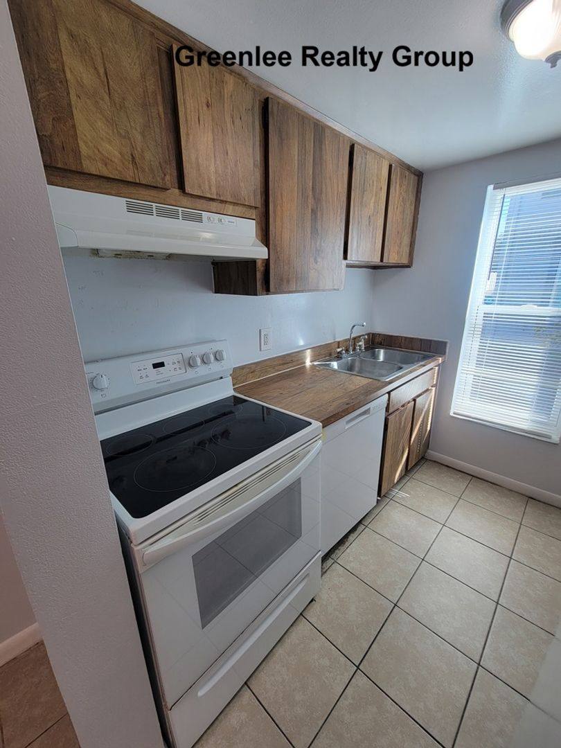 Apartment for rent at 5122 E Temple Heights Rd, Tampa, FL 33617