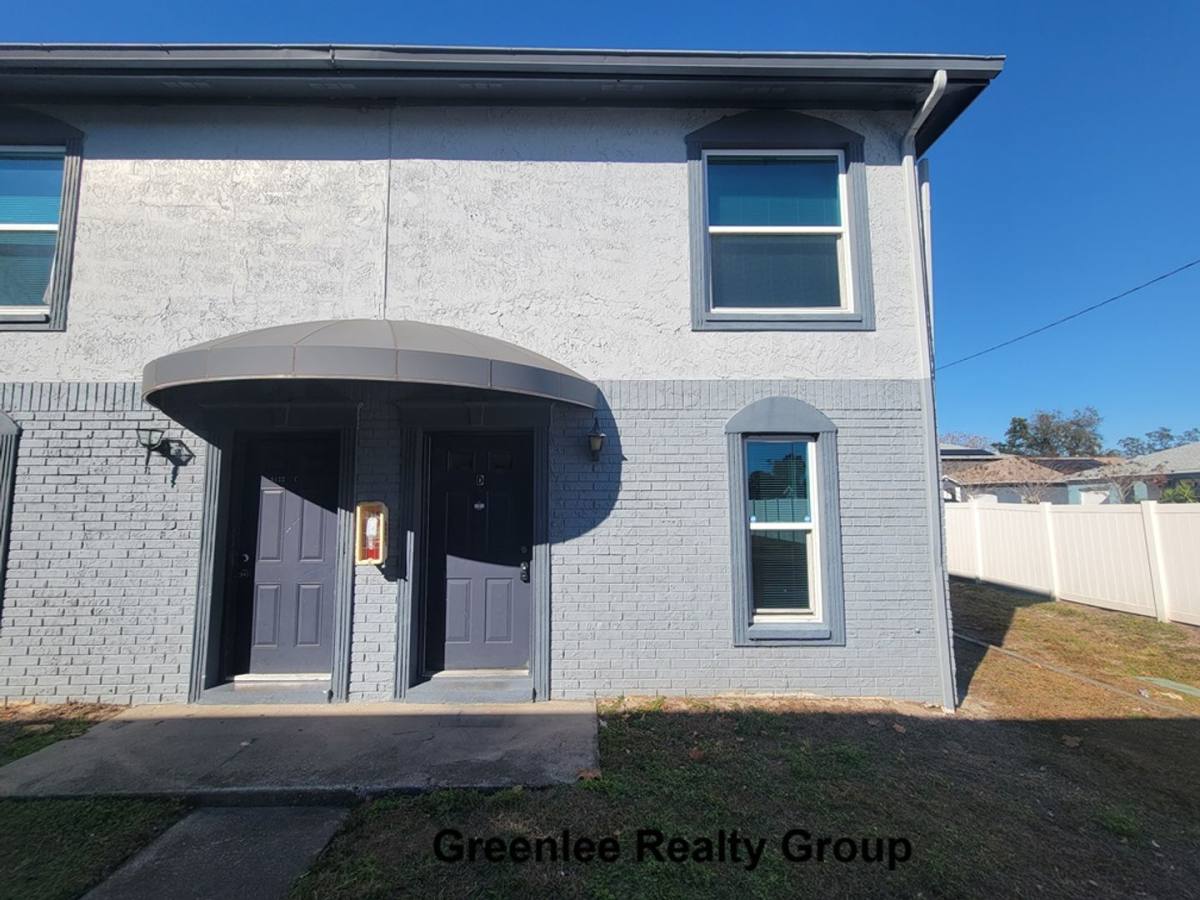 Apartment for rent at 5122 E Temple Heights Rd, Tampa, FL 33617
