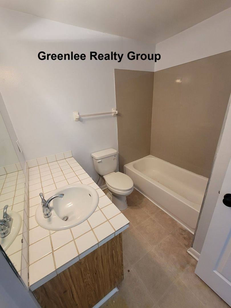 Apartment for rent at 5122 E Temple Heights Rd, Tampa, FL 33617