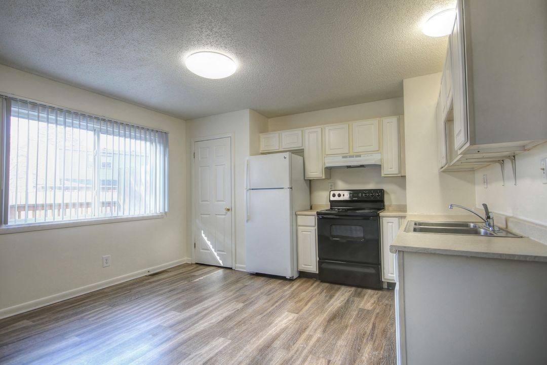 Townhouse for rent at 1801 W John St, Champaign, IL 61821