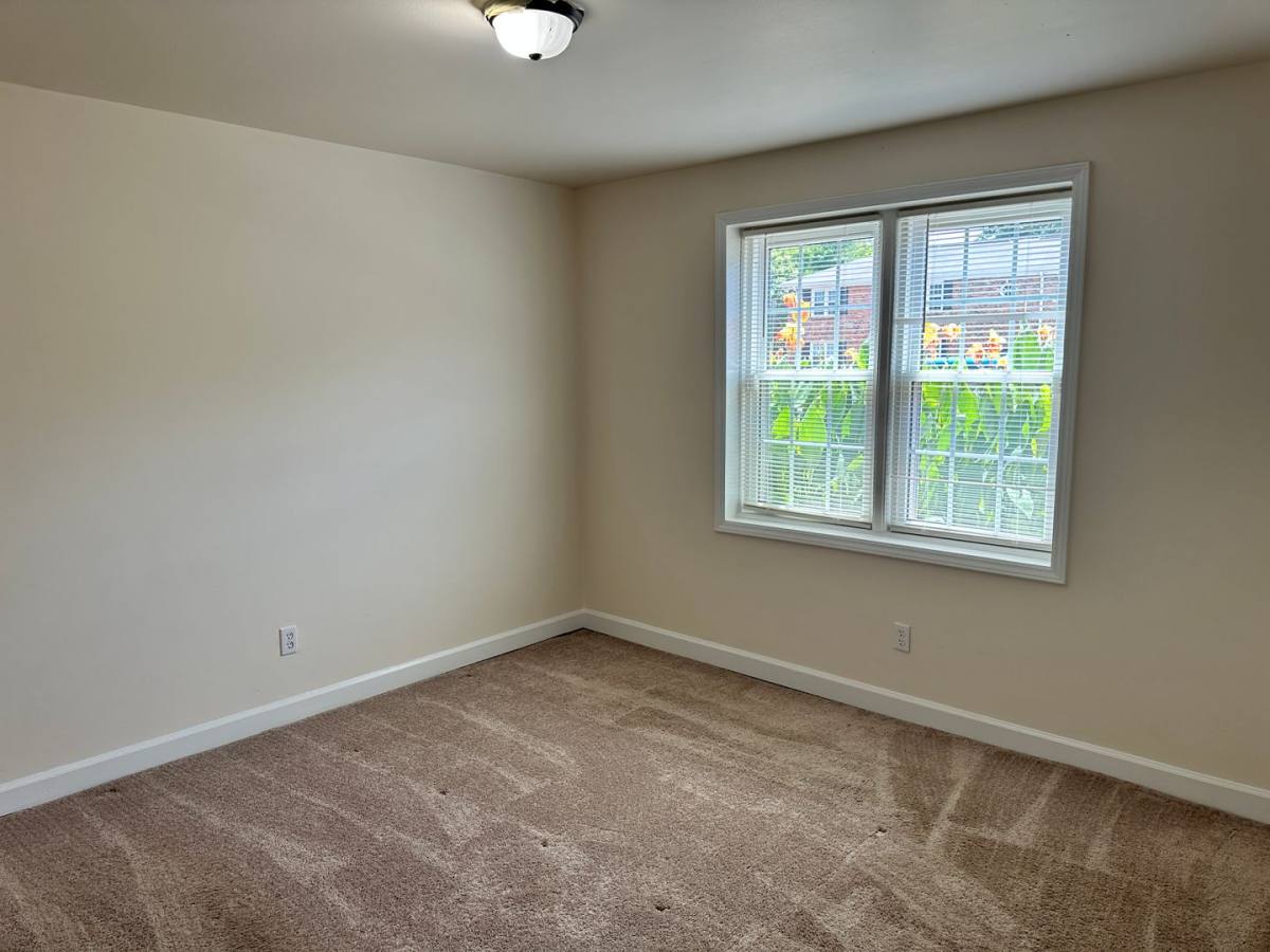 Condo for rent at 920 A McAlway Rd, Charlotte, NC 28211