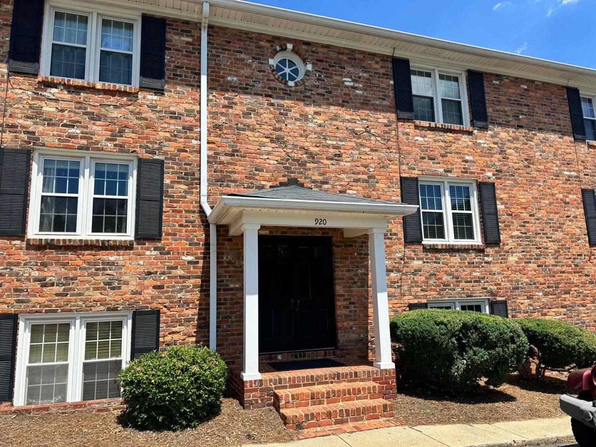 Condo for rent at 920 A McAlway Rd, Charlotte, NC 28211
