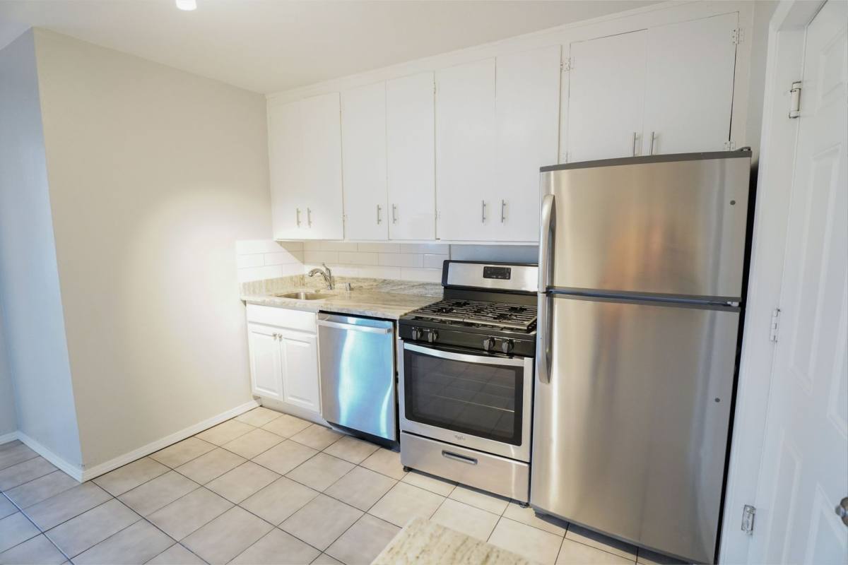 Apartment for rent at 1605 Marshall Ave, Saint Paul, MN 55104