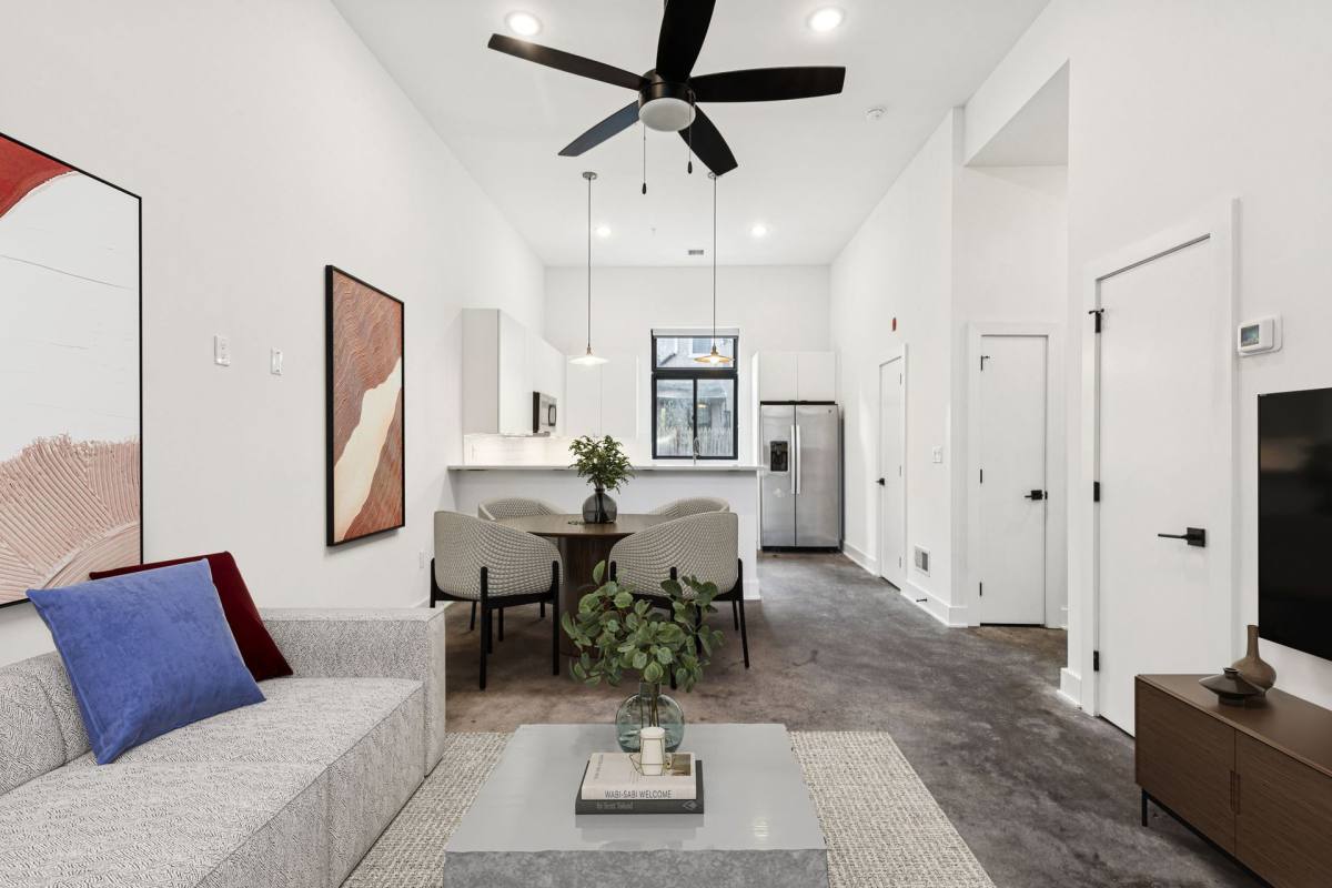 Apartment for rent at 909 Corinthian Ave, Philadelphia, PA 19130