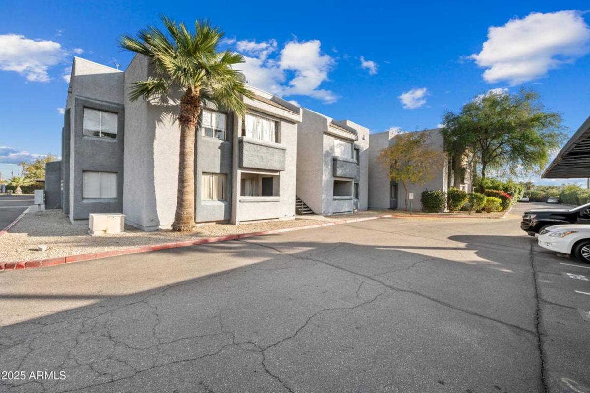 Condo for rent at 4410 N Longview Ave, Phoenix, AZ 85014