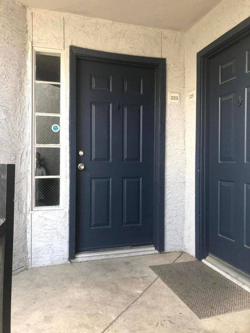 Condo for rent at 4410 N Longview Ave, Phoenix, AZ 85014