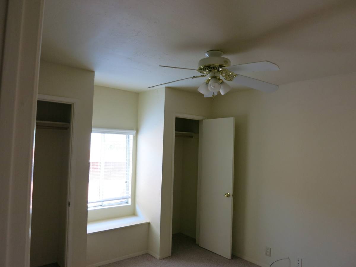 House for rent at 5121 Leo St, San Diego, CA 92115