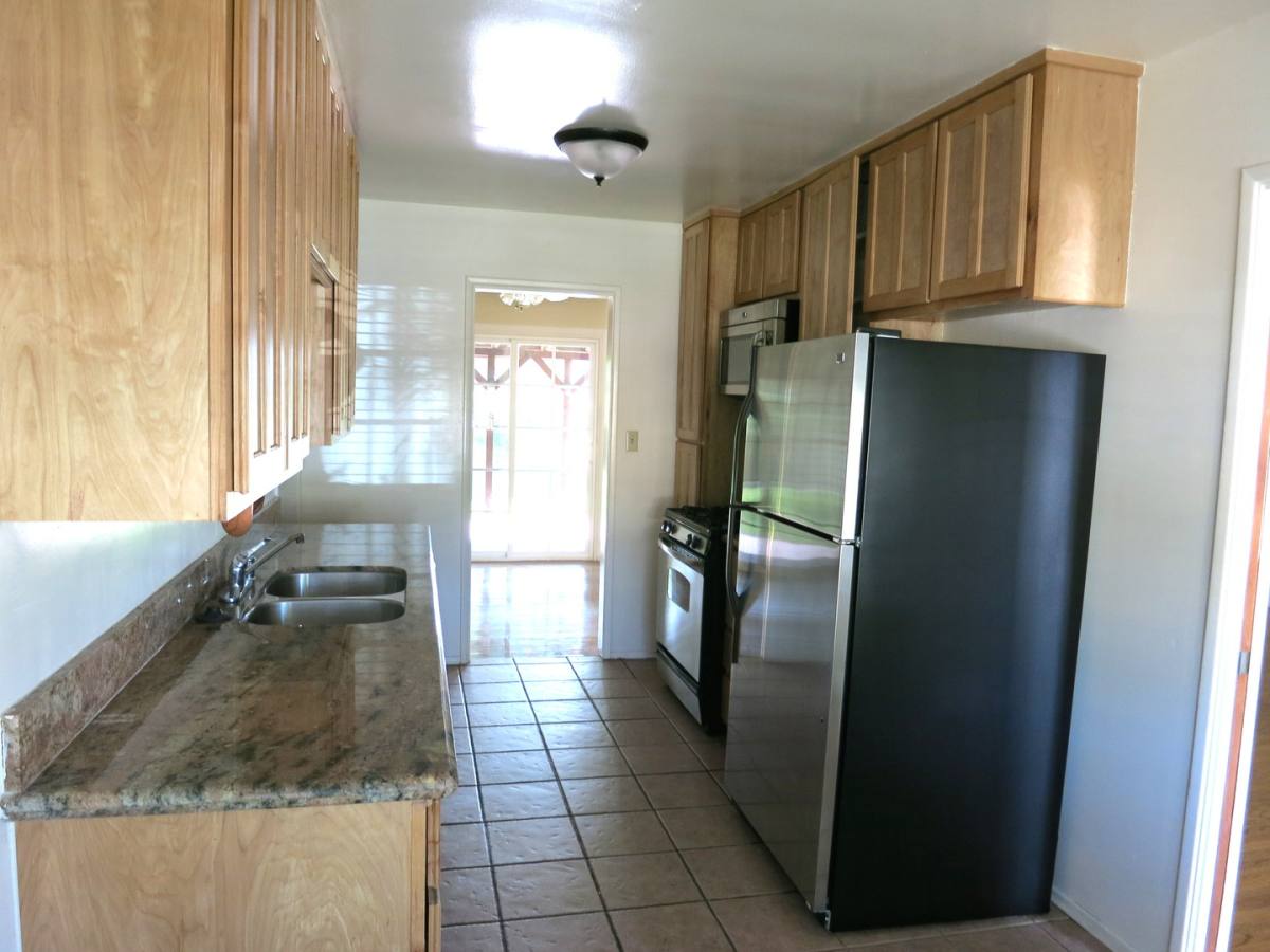 House for rent at 5121 Leo St, San Diego, CA 92115