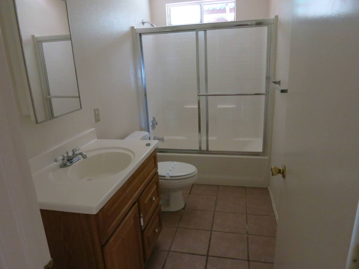 House for rent at 5121 Leo St, San Diego, CA 92115