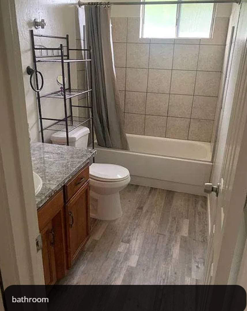 Apartment for rent at 1741 S Bridge St, Visalia, CA 93277