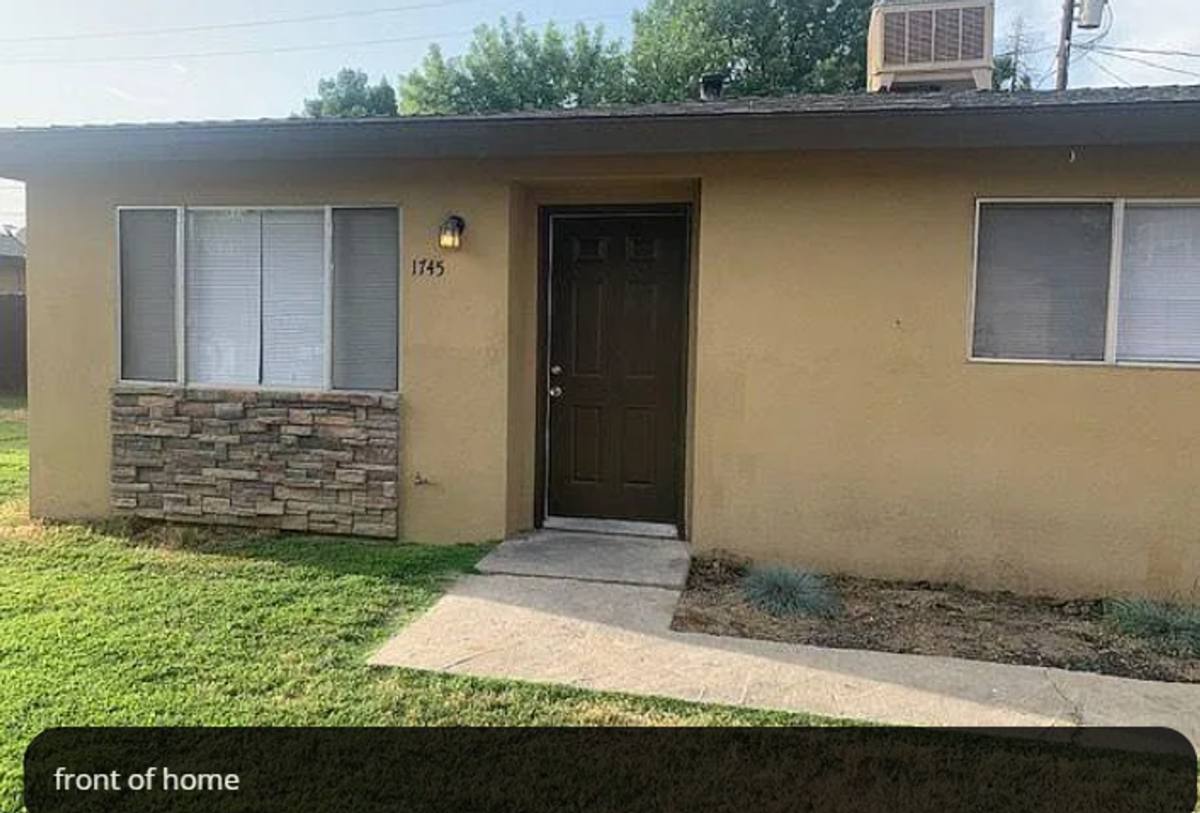 Apartment for rent at 1741 S Bridge St, Visalia, CA 93277