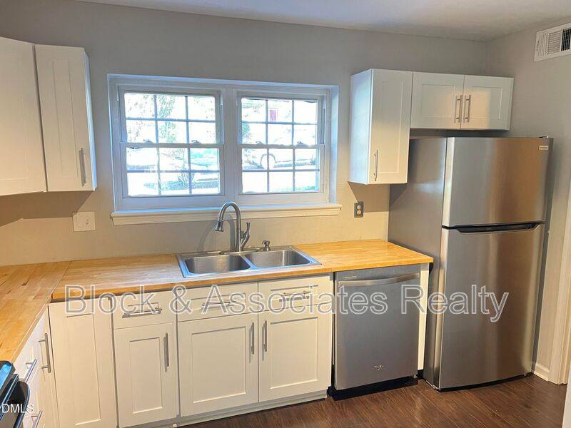 Townhouse for rent at 1333 Springlawn Court, Raleigh, NC 27609