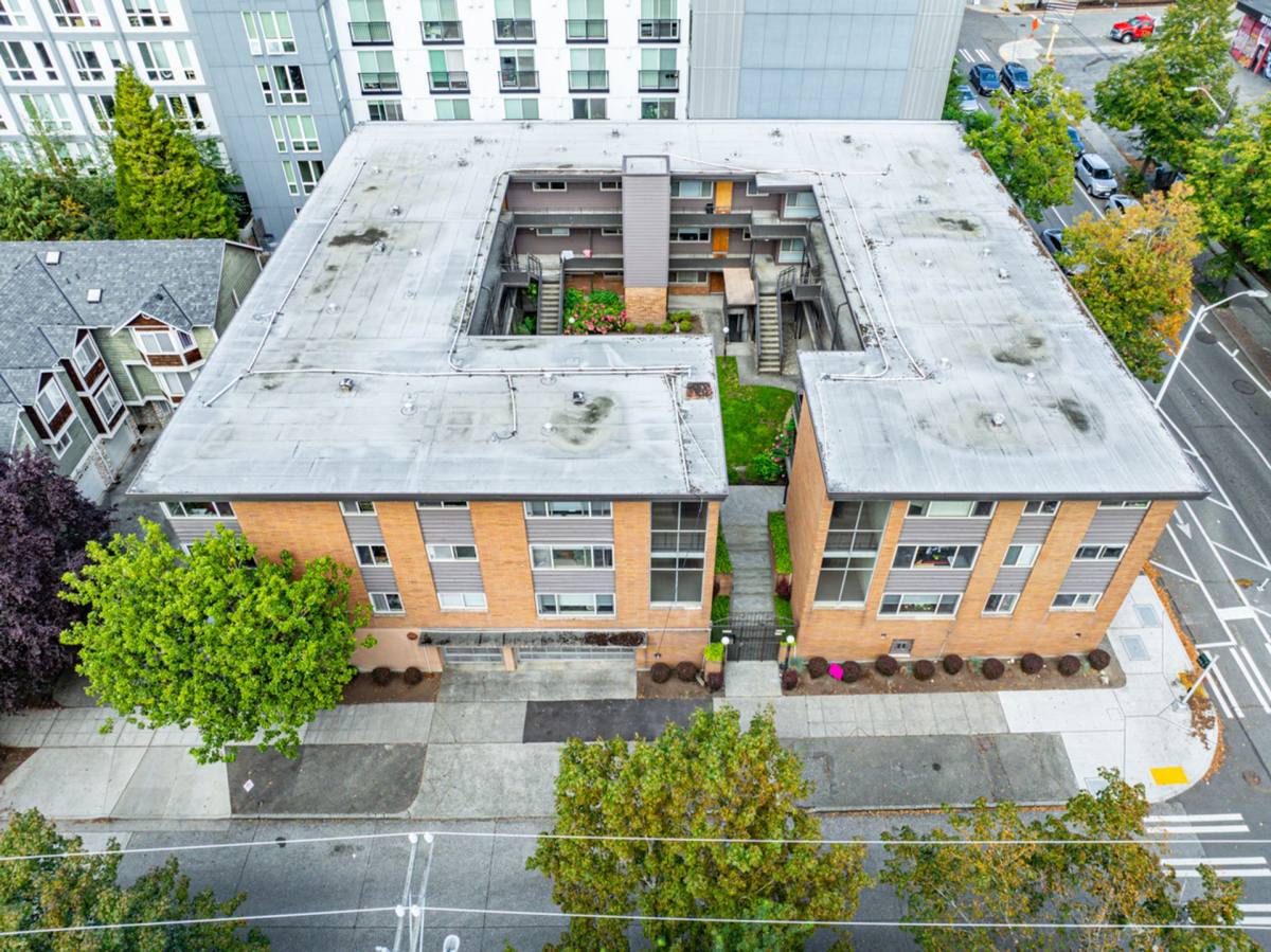 Apartment for rent at 848 - 858 NE, Seattle, WA 98115