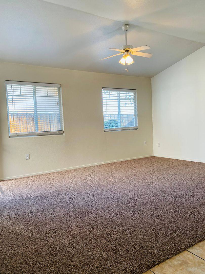 941 W Dakota Ave, Fresno, CA 93705 - Apartment for Rent - Image 4