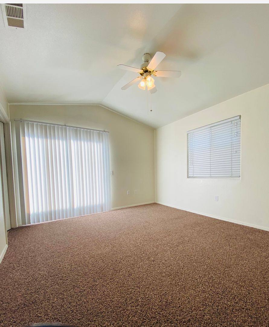 941 W Dakota Ave, Fresno, CA 93705 - Apartment for Rent - Image 7