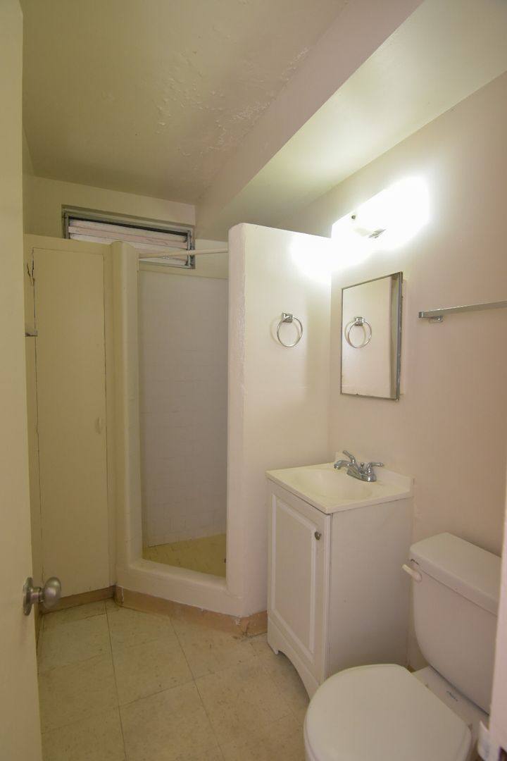 Apartment for rent at 1323 Nuuanu Ave, Honolulu, HI 96817