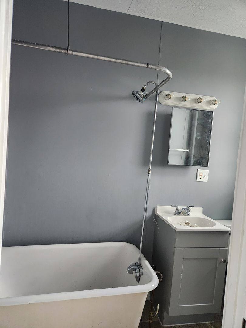 Apartment for rent at 110-118 E Center St, Nazareth, PA 18064