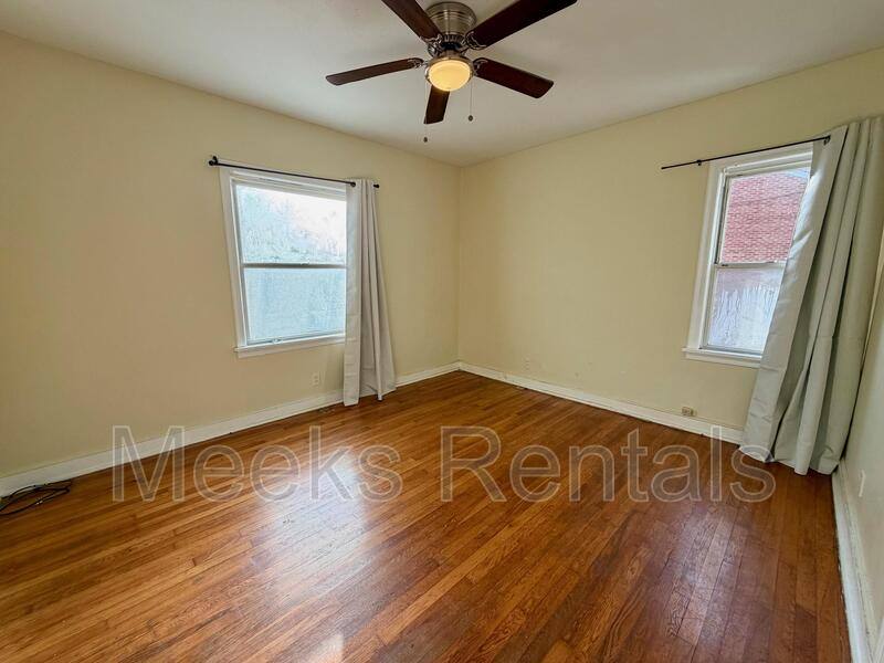 House for rent at 1418 Ravinia Rd, Charleston, WV 25314