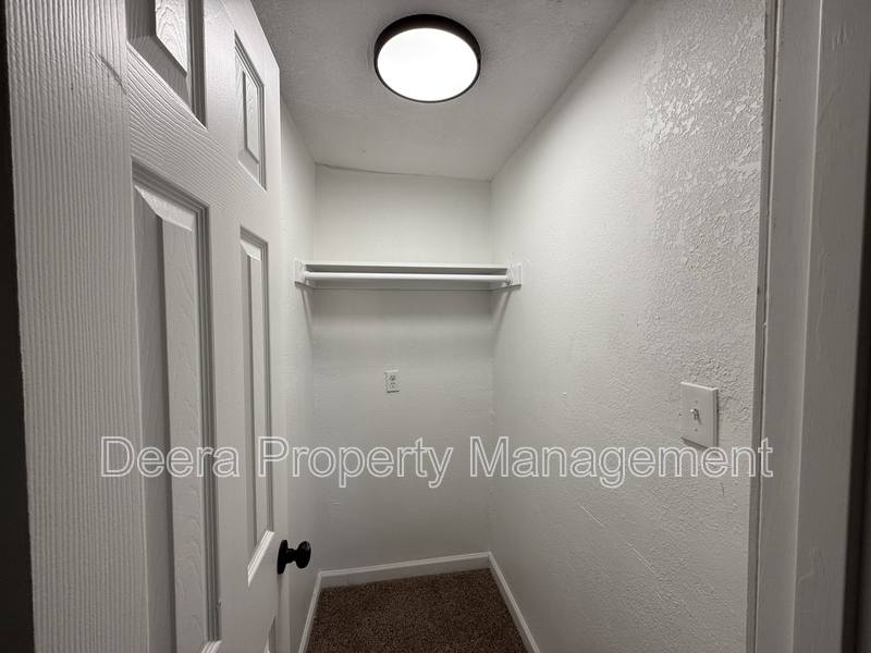 House for rent at 2753 N 34th St, Kansas City, KS 66104