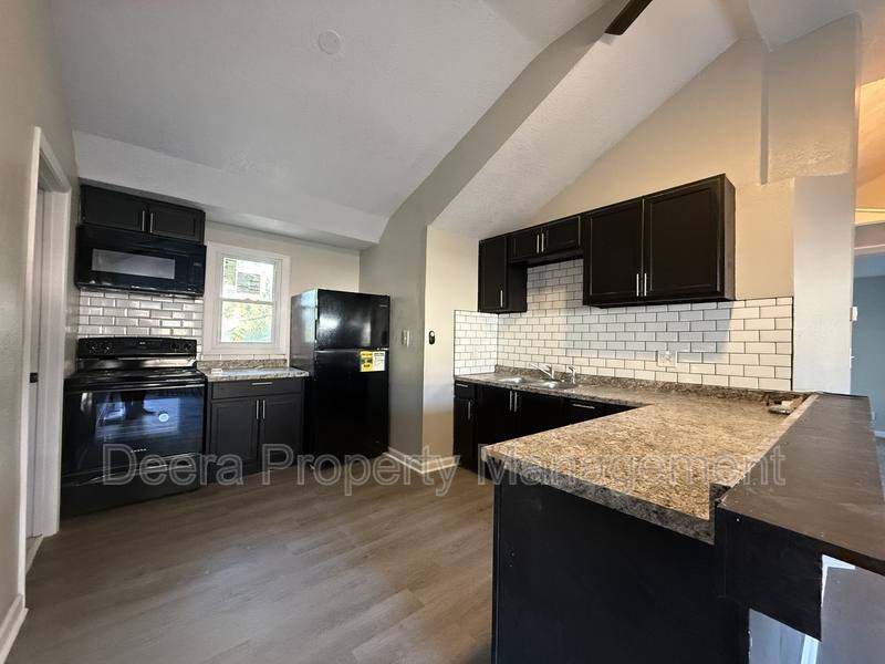 House for rent at 2753 N 34th St, Kansas City, KS 66104