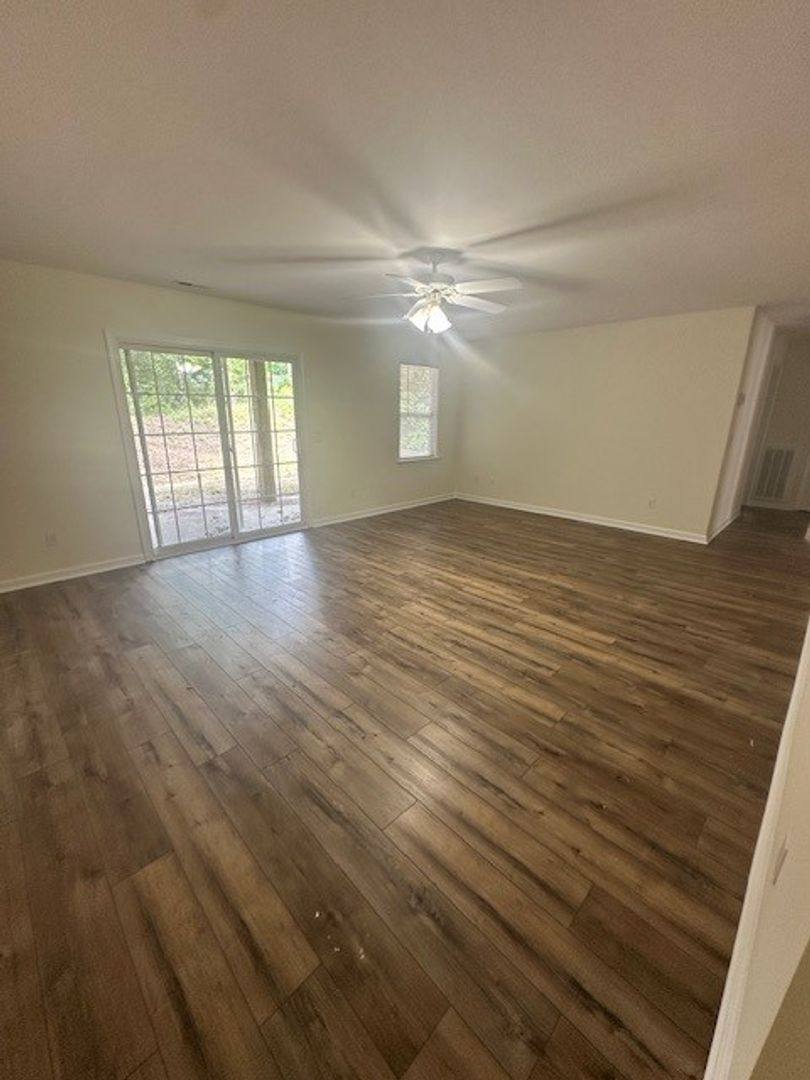 Condo for rent at 5138 Greenville Loop Rd, Wilmington, NC 28409