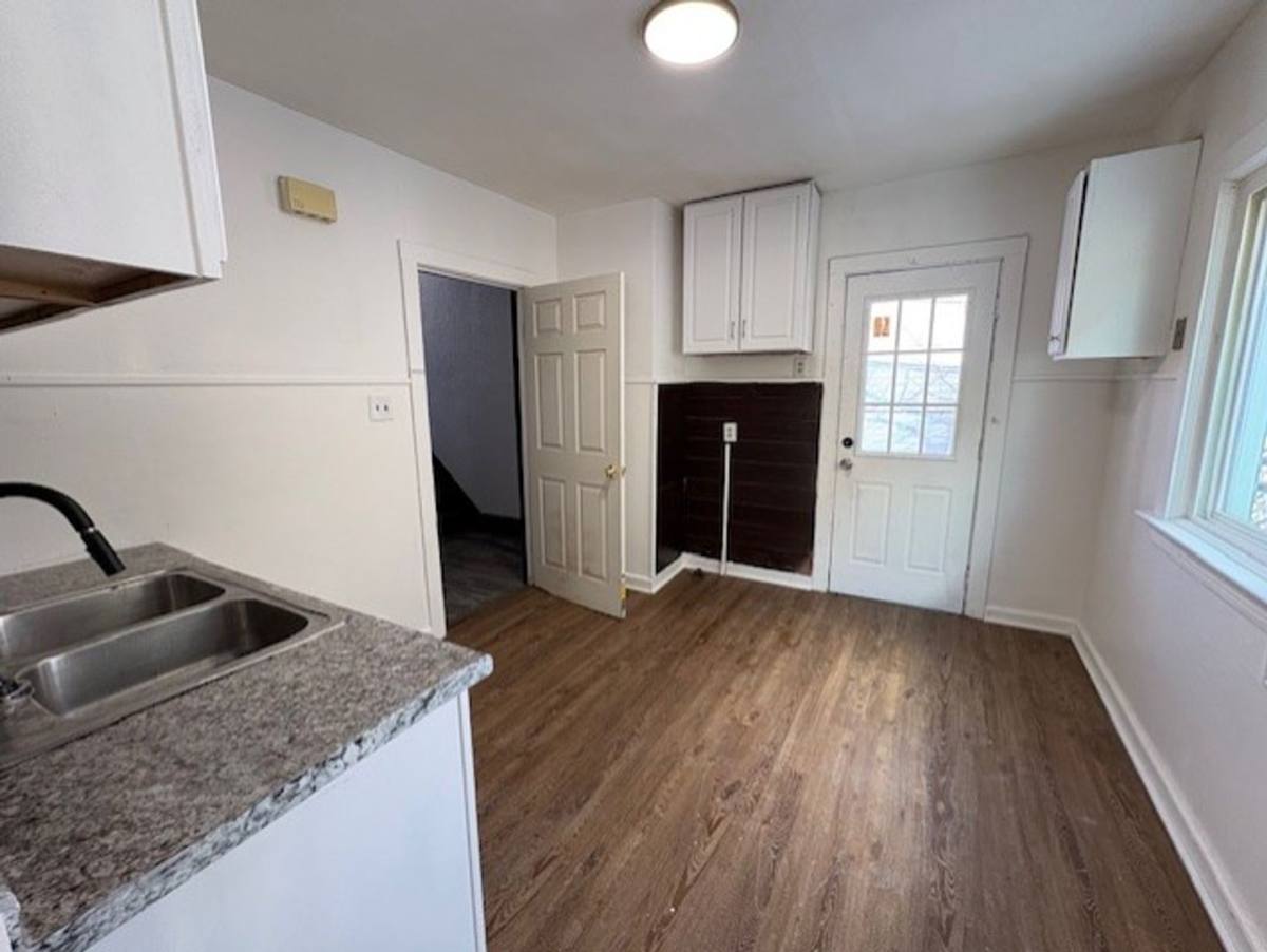 Apartment for rent at 3973 E 123rd St, Cleveland, OH 44105