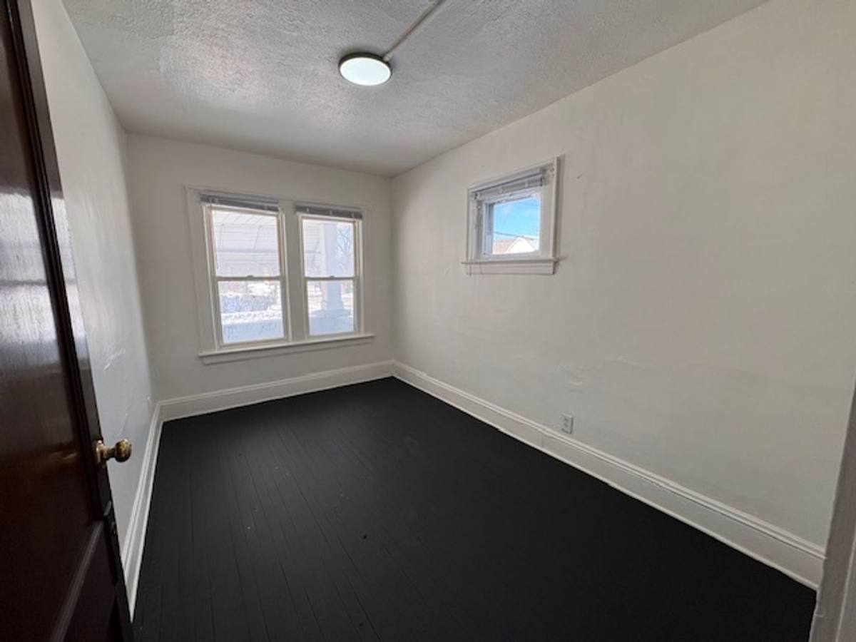Apartment for rent at 3973 E 123rd St, Cleveland, OH 44105