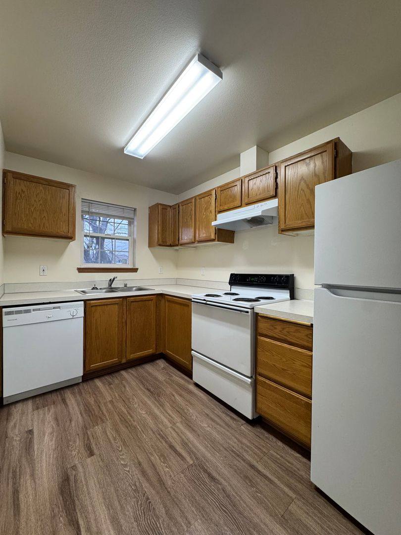 Apartment for rent at 1015 E 18th Ave, Ellensburg, WA 98926