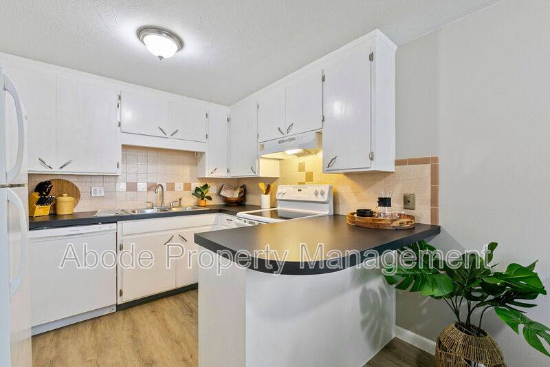 Apartment for rent at 466 W 10th St, Loveland, CO 80537
