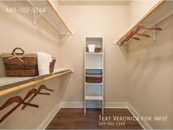 Apartment for rent at 701 E Bluff St, Fort Worth, TX 76102