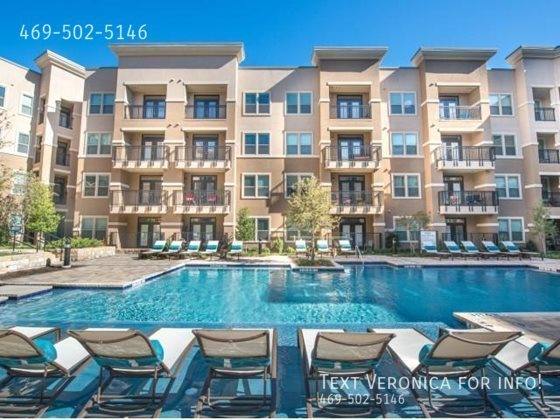 Apartment for rent at 701 E Bluff St, Fort Worth, TX 76102