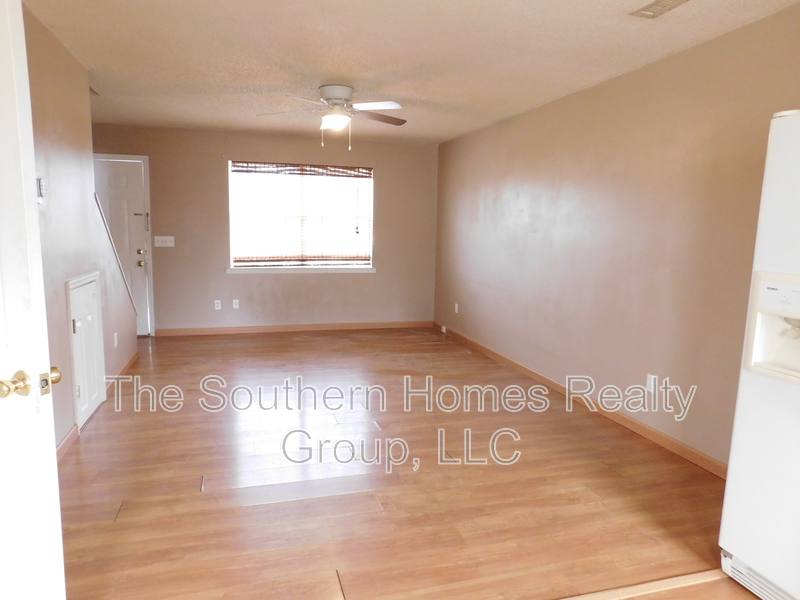 Townhouse for rent at 204 Arrants Rd #1, Decatur, TN 37322