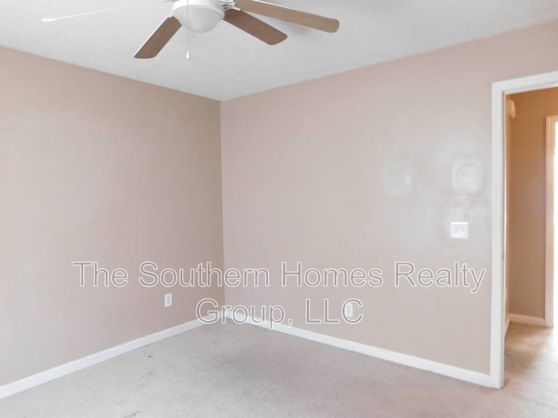 Townhouse for rent at 204 Arrants Rd #1, Decatur, TN 37322