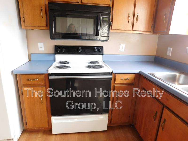 Townhouse for rent at 204 Arrants Rd #1, Decatur, TN 37322