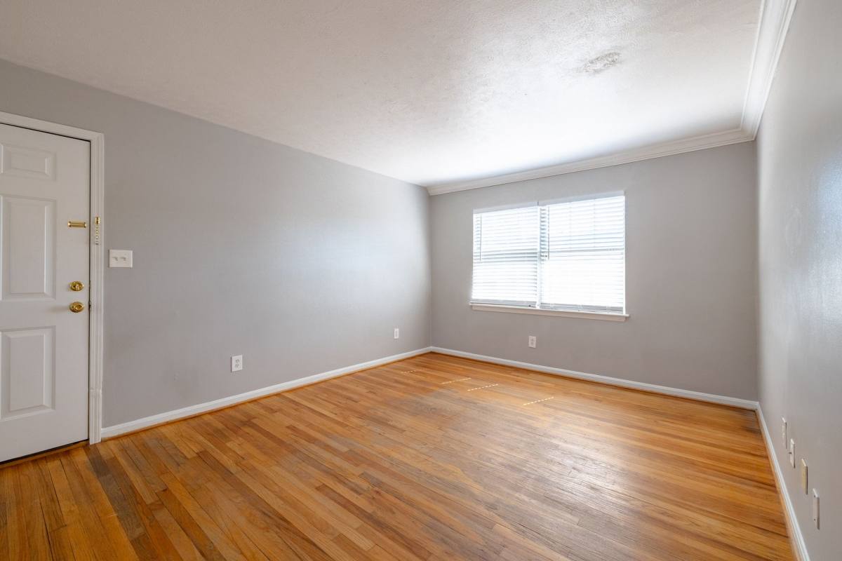 Apartment for rent at 370 Peachtree Hills Ave NE, Atlanta, GA 30305