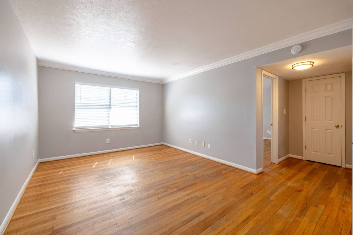 Apartment for rent at 370 Peachtree Hills Ave NE, Atlanta, GA 30305