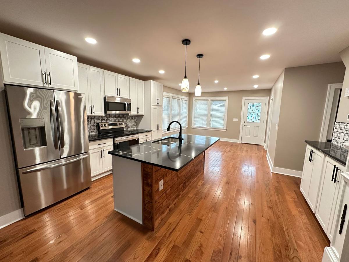 Apartment for rent at 2697 Deming Ave, Columbus, OH 43202