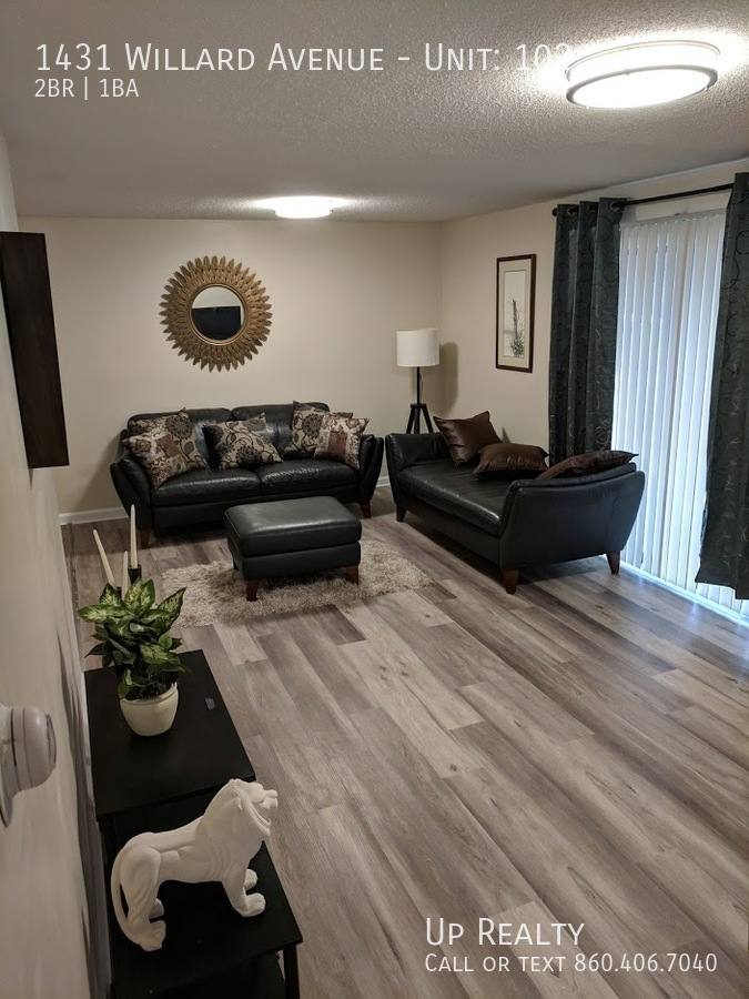 Apartment for rent at 1431 Willard Ave #102, Newington, CT 06111