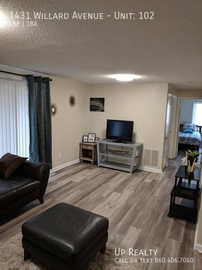 Apartment for rent at 1431 Willard Ave #102, Newington, CT 06111