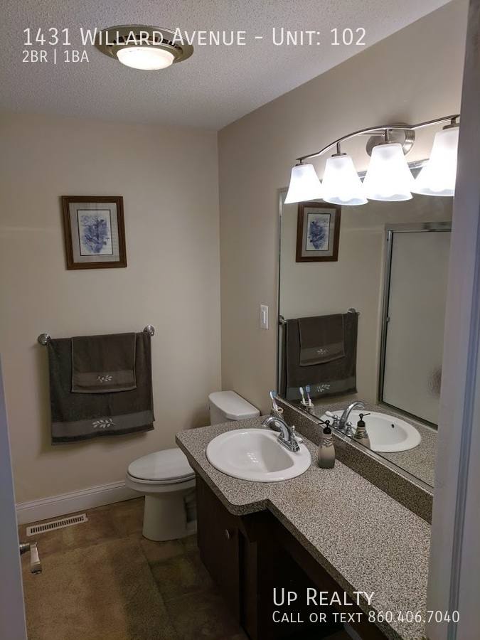 Apartment for rent at 1431 Willard Ave #102, Newington, CT 06111