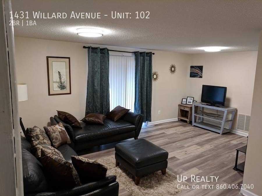 Apartment for rent at 1431 Willard Ave #102, Newington, CT 06111