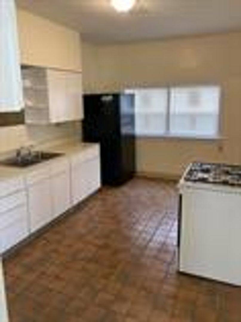 Apartment for rent at 210 N Central Ave, Urbana, IL 61801