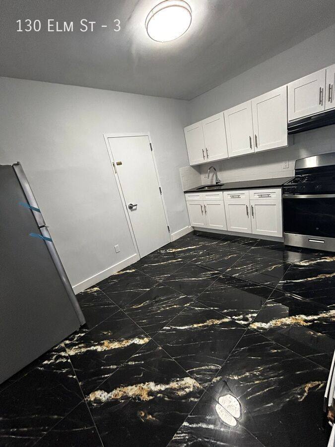 Apartment for rent at 130 Elm St #3, Yonkers, NY 10701