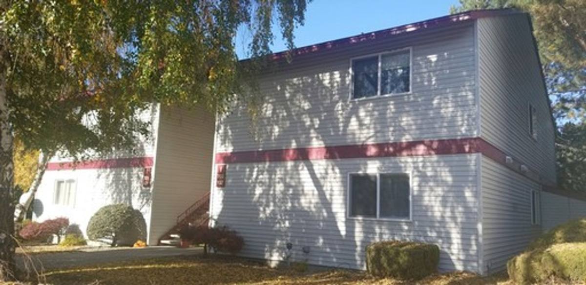 Apartment for rent at 667 NE 4th, East Wenatchee, WA 98802