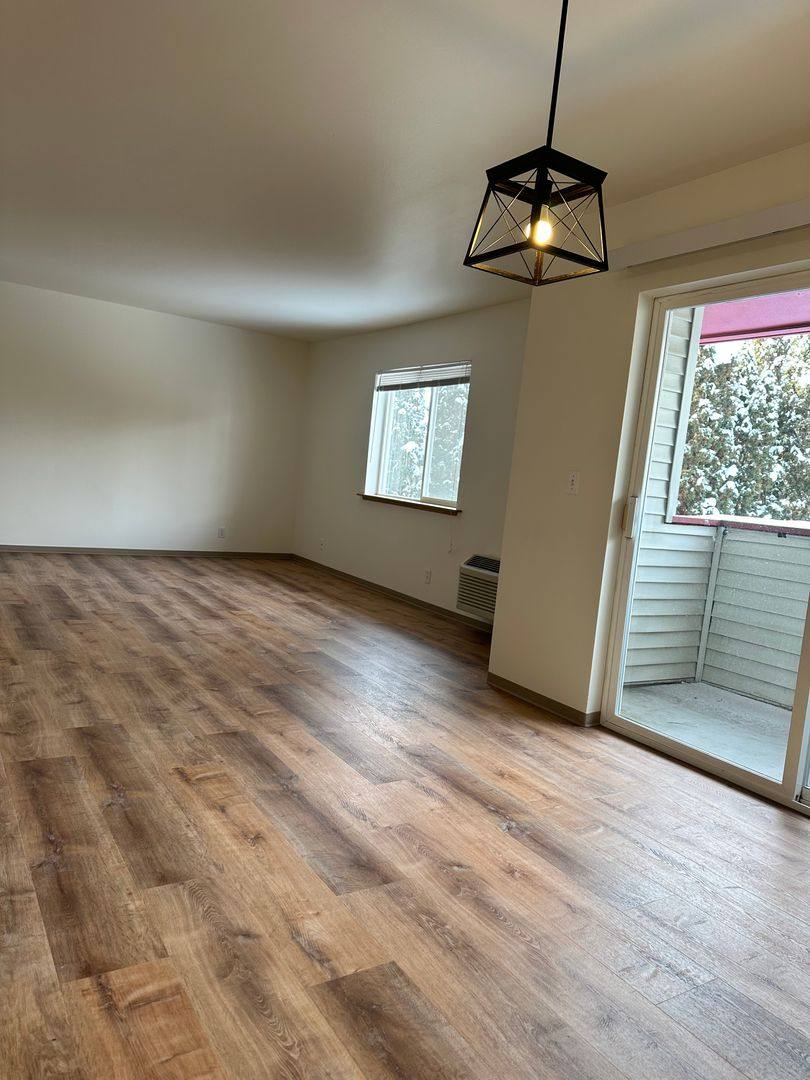 Apartment for rent at 667 NE 4th, East Wenatchee, WA 98802