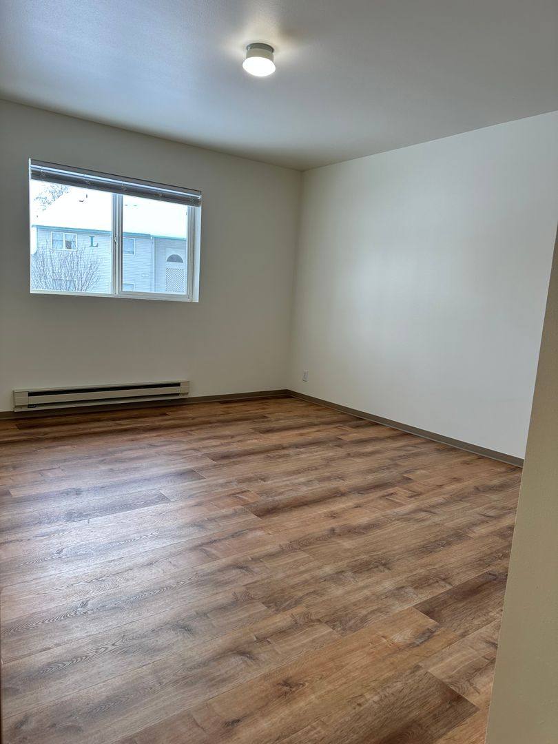 Apartment for rent at 667 NE 4th, East Wenatchee, WA 98802
