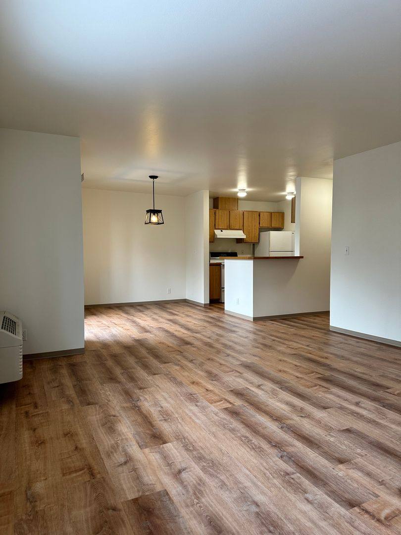 Apartment for rent at 667 NE 4th, East Wenatchee, WA 98802
