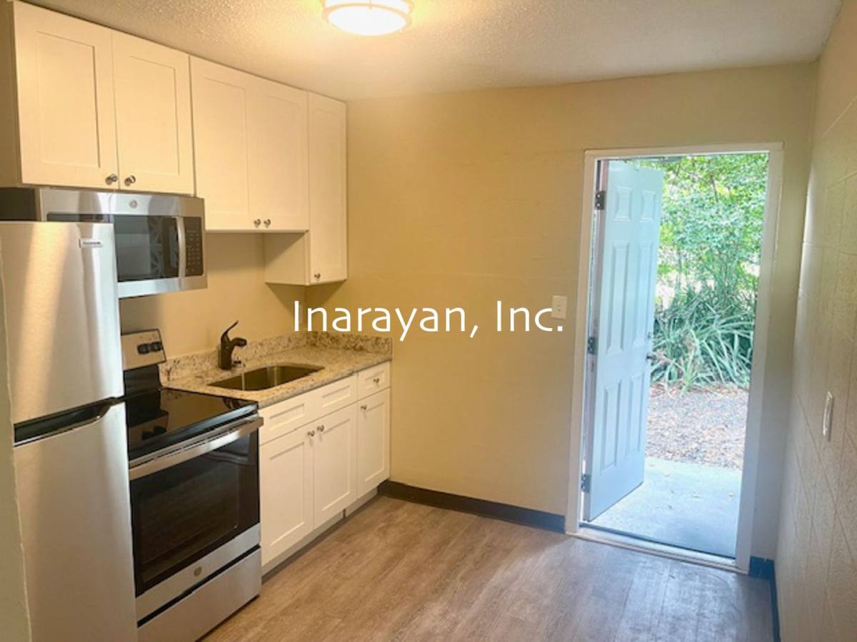 Apartment for rent at 909 Livingston St, Orlando, FL 32805