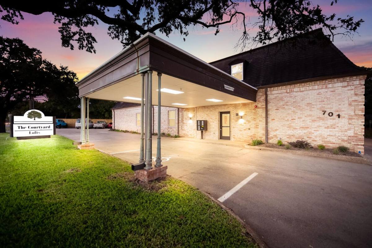 Apartment for rent at 701 N New Rd, Waco, TX 76710